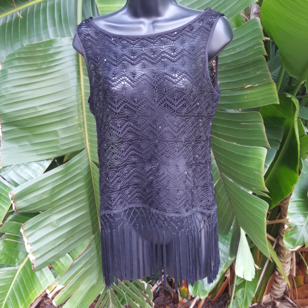 Cache lace sequin and fringe